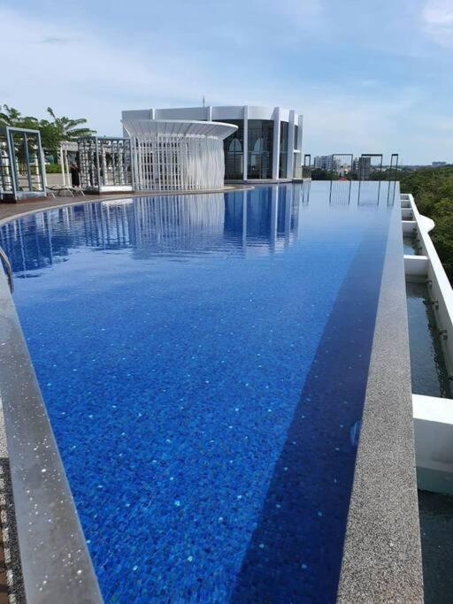 Nice Stay In Heart Of Kota Bharu@Troika,Free Wifi. Esterno foto